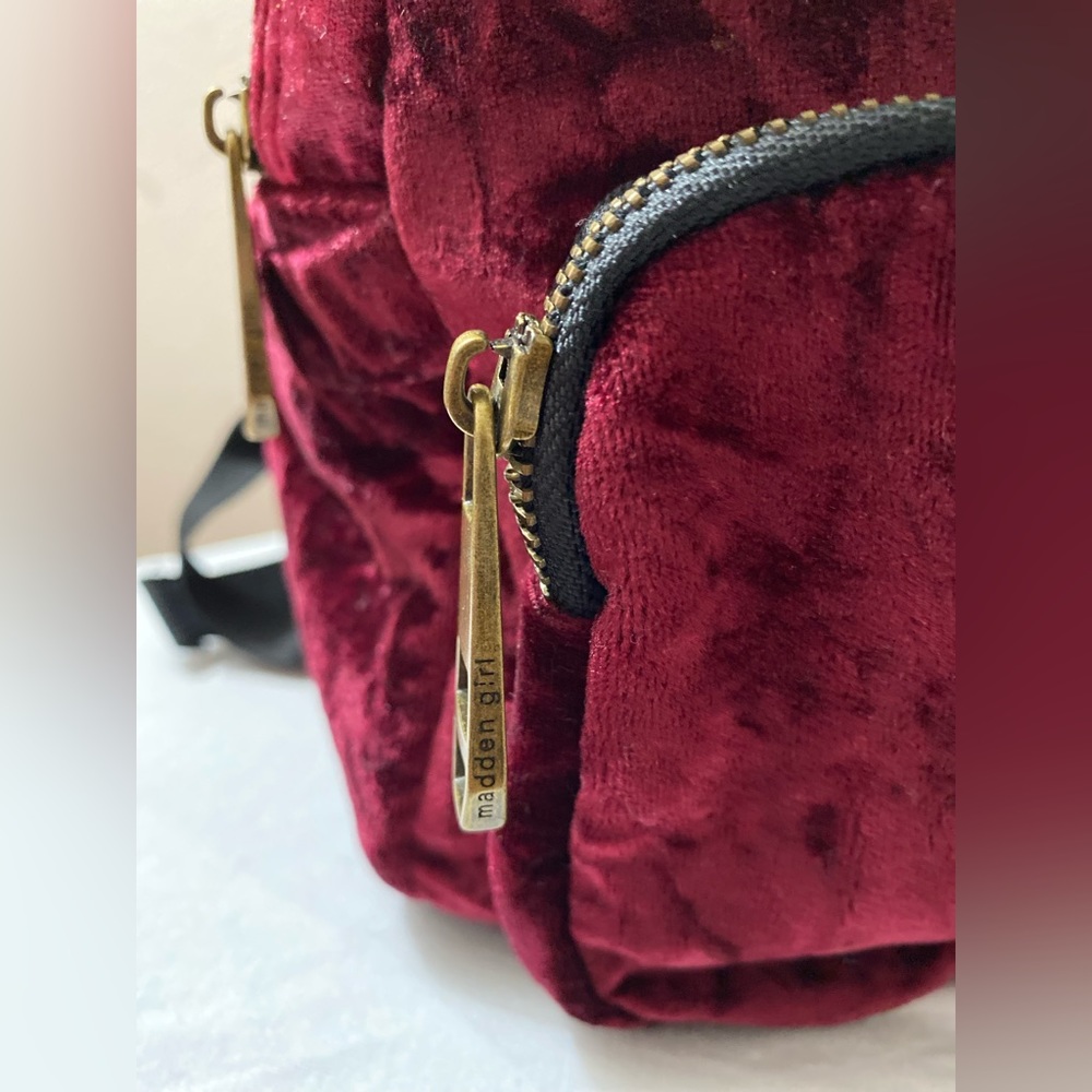 Velvet backpack 🎒 - Picture 5 of 6